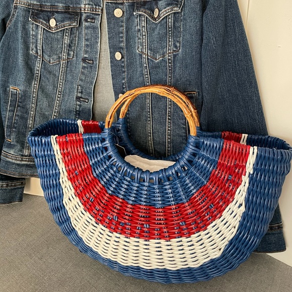 NWT Straw Tote - Picture 1 of 4